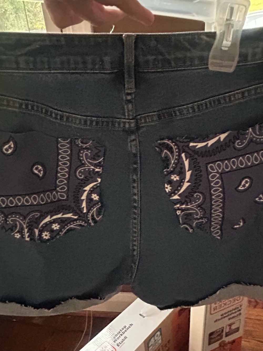 PacSun Blue Denim Relaxed Cutoff Jeans Shorts with Graphic Accents - Picture 5 of 7